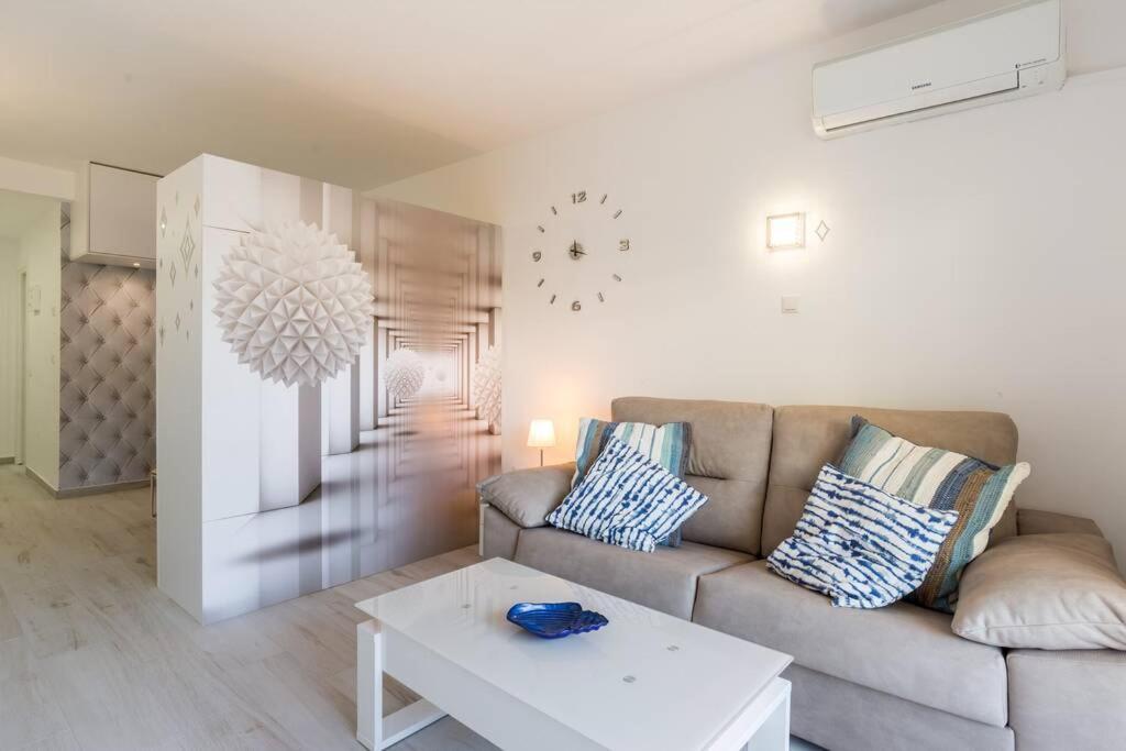 Sol Apartment - C&G Benal Beach Benalmadena Ngoại thất bức ảnh