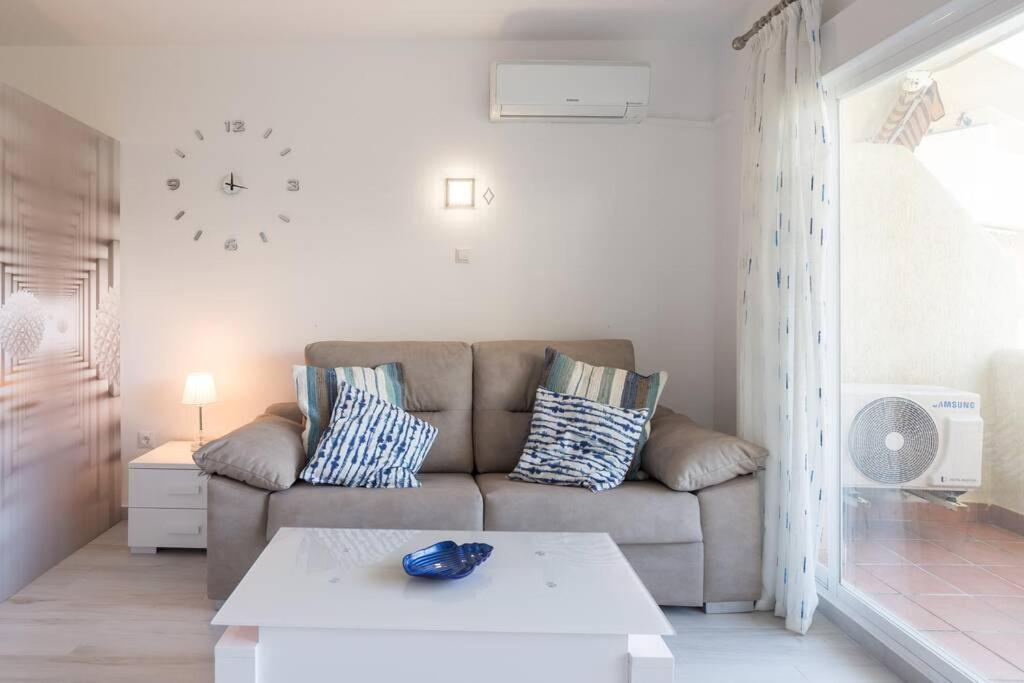 Sol Apartment - C&G Benal Beach Benalmadena Ngoại thất bức ảnh