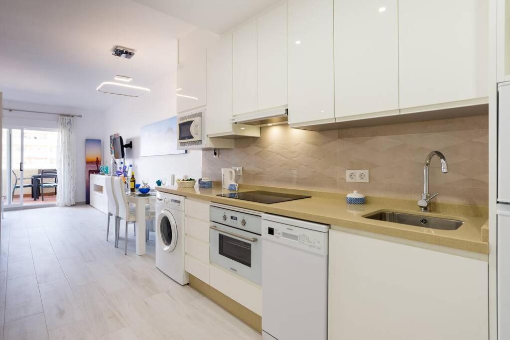 Sol Apartment - C&G Benal Beach Benalmadena Ngoại thất bức ảnh