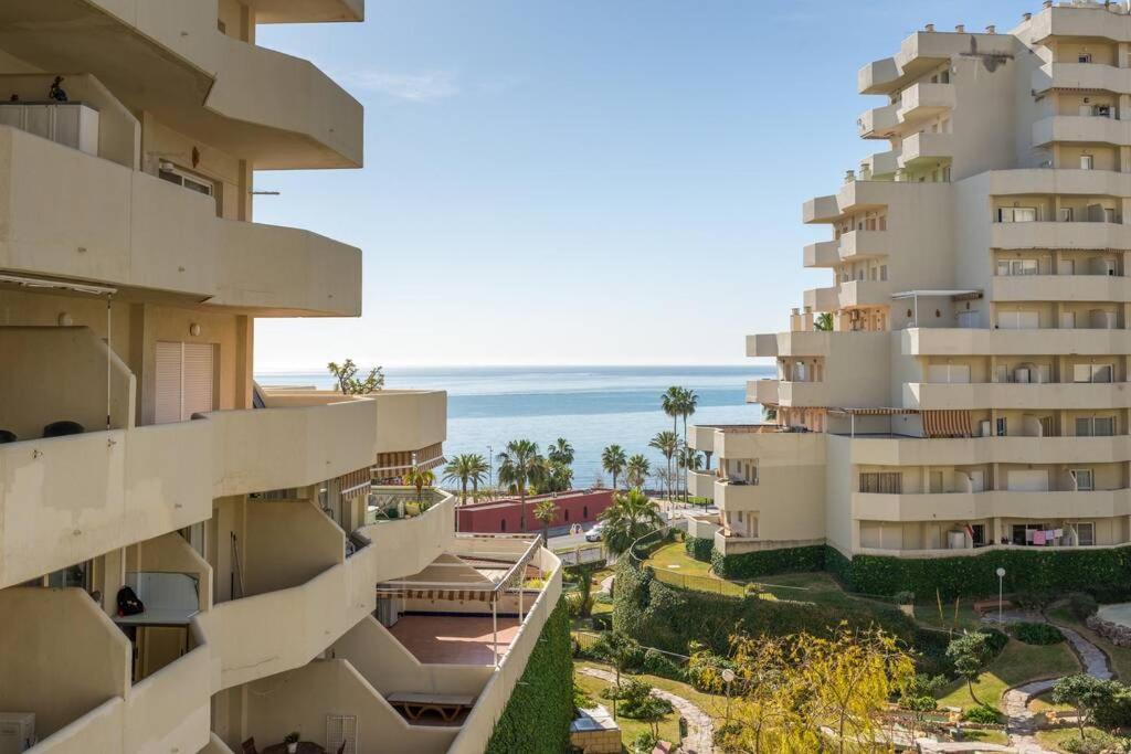 Sol Apartment - C&G Benal Beach Benalmadena Ngoại thất bức ảnh